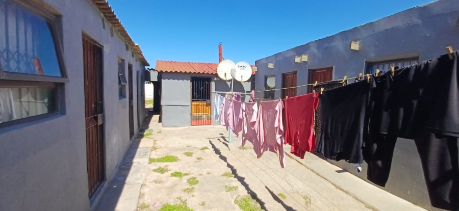 2 Bedroom Property for Sale in Zwide Eastern Cape
